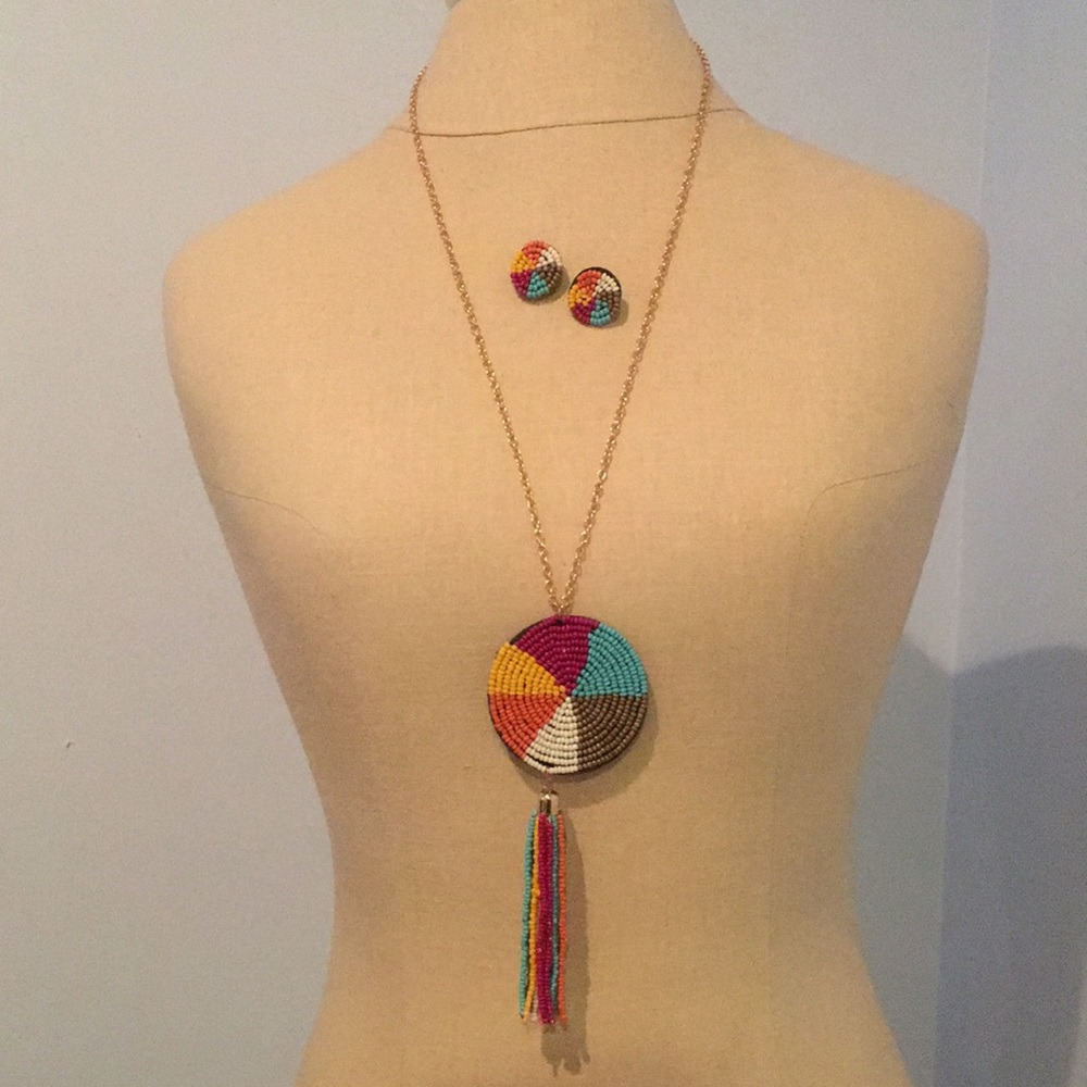 EUC Necklace with matching earrings
